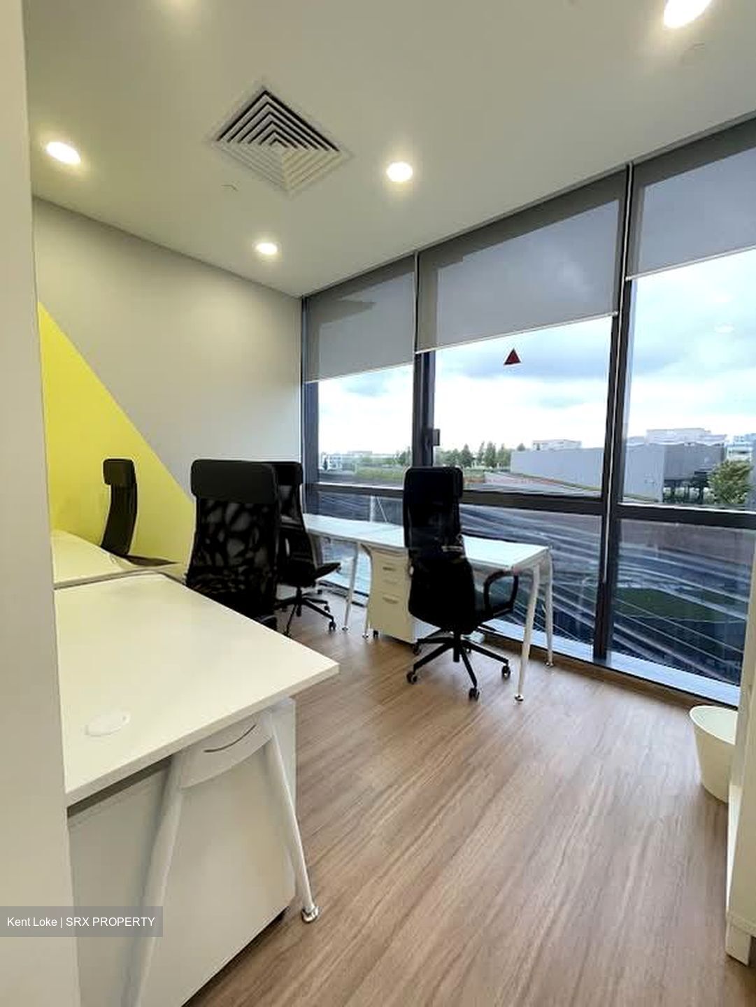 Woods Square (D25), Office #579083051